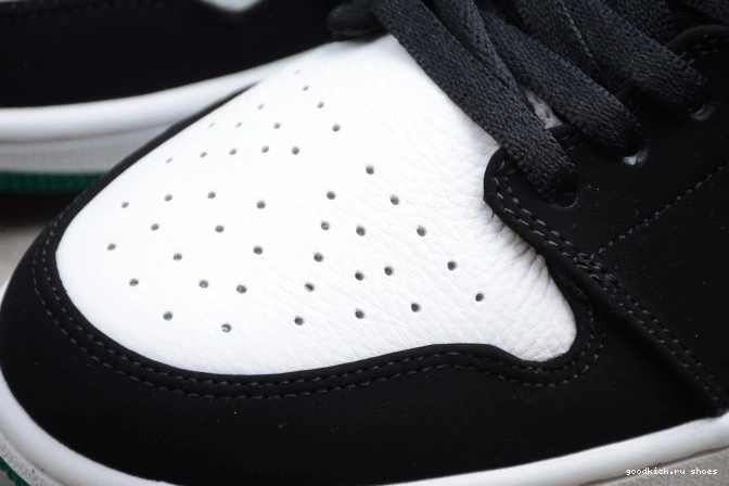 Low Air Jordan Black White 1 553558-113 Mystic Green 0717